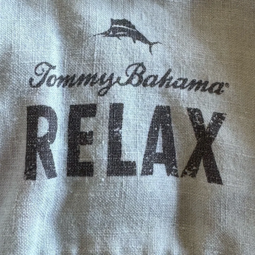 Tommy Bahama Men’s Relax Tropical Linen Shirt - Picture 4 of 9